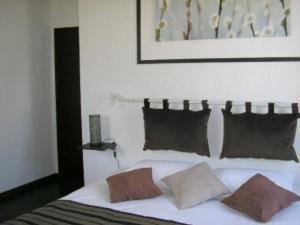 Relais Saint Louis, Logis Otel Belleme Dış mekan fotoğraf