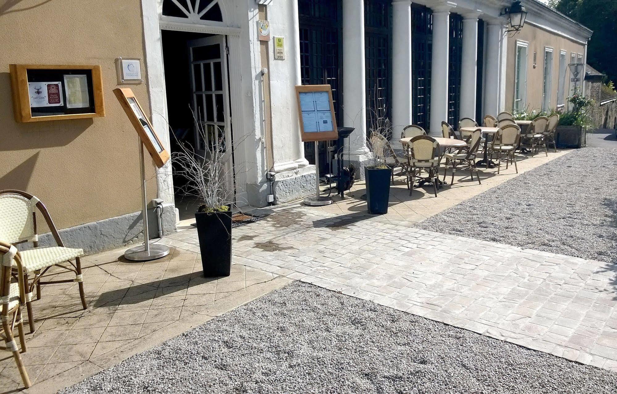 Relais Saint Louis, Logis Otel Belleme Dış mekan fotoğraf