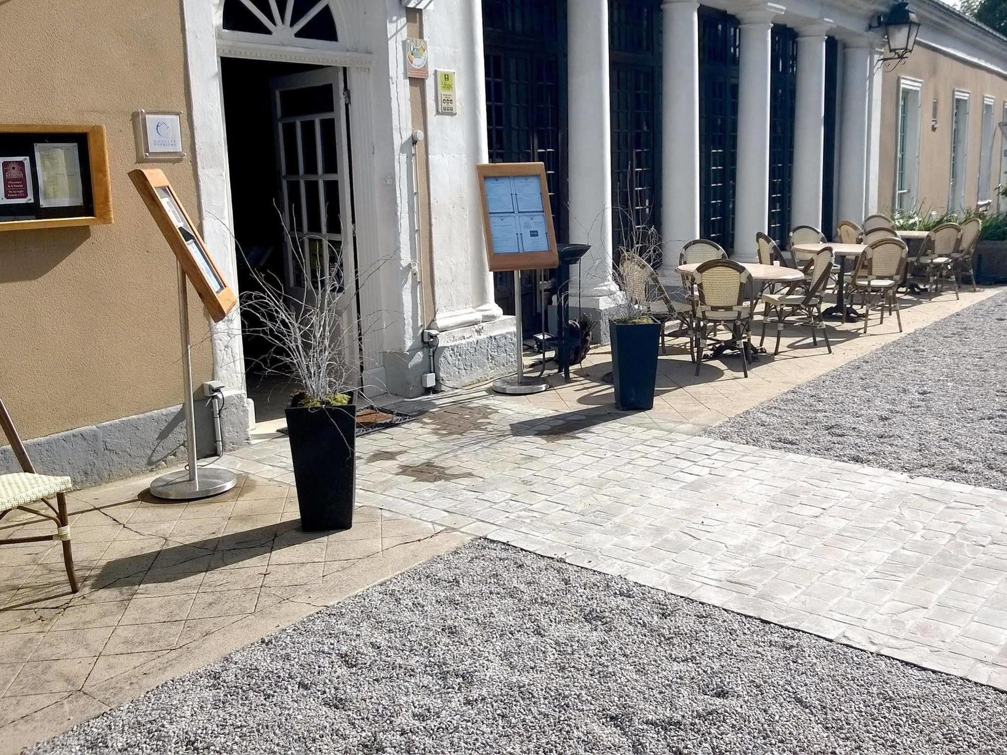 Relais Saint Louis, Logis Otel Belleme Dış mekan fotoğraf